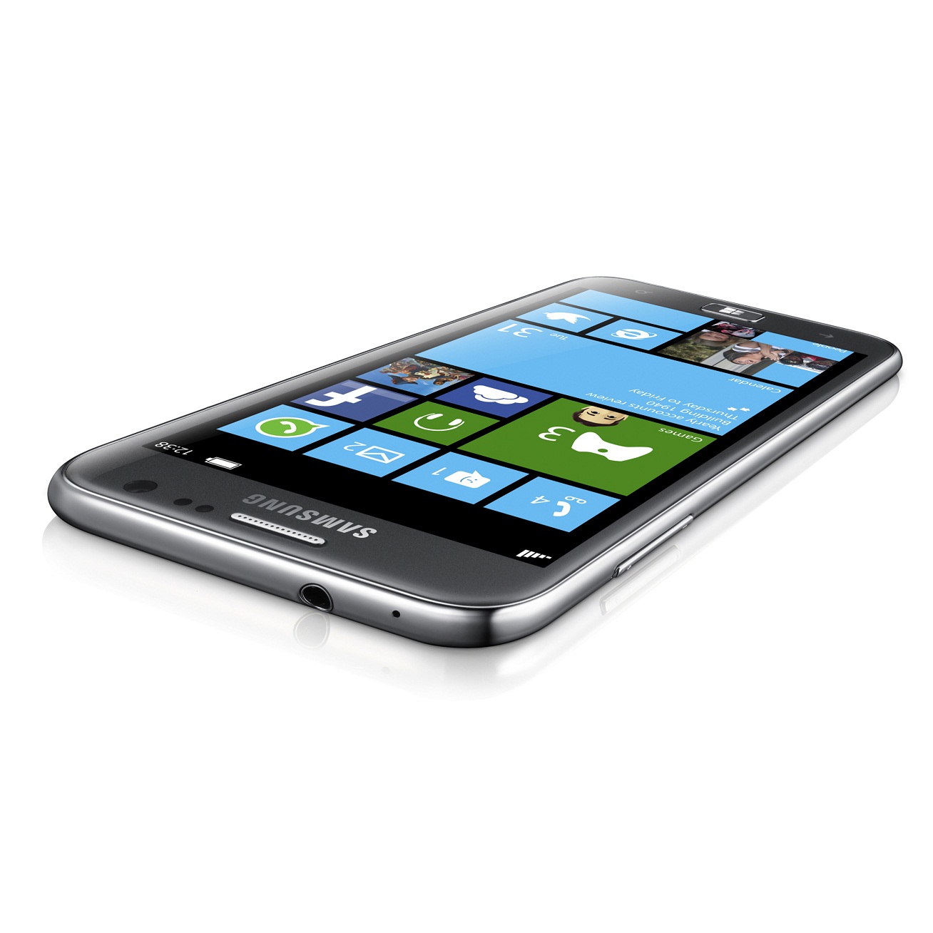 Samsung ATIV S - първи смартфон с Windows Phone 8