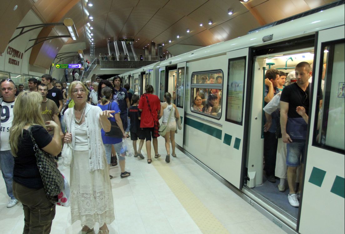 Правят модерен театър в софийското метро