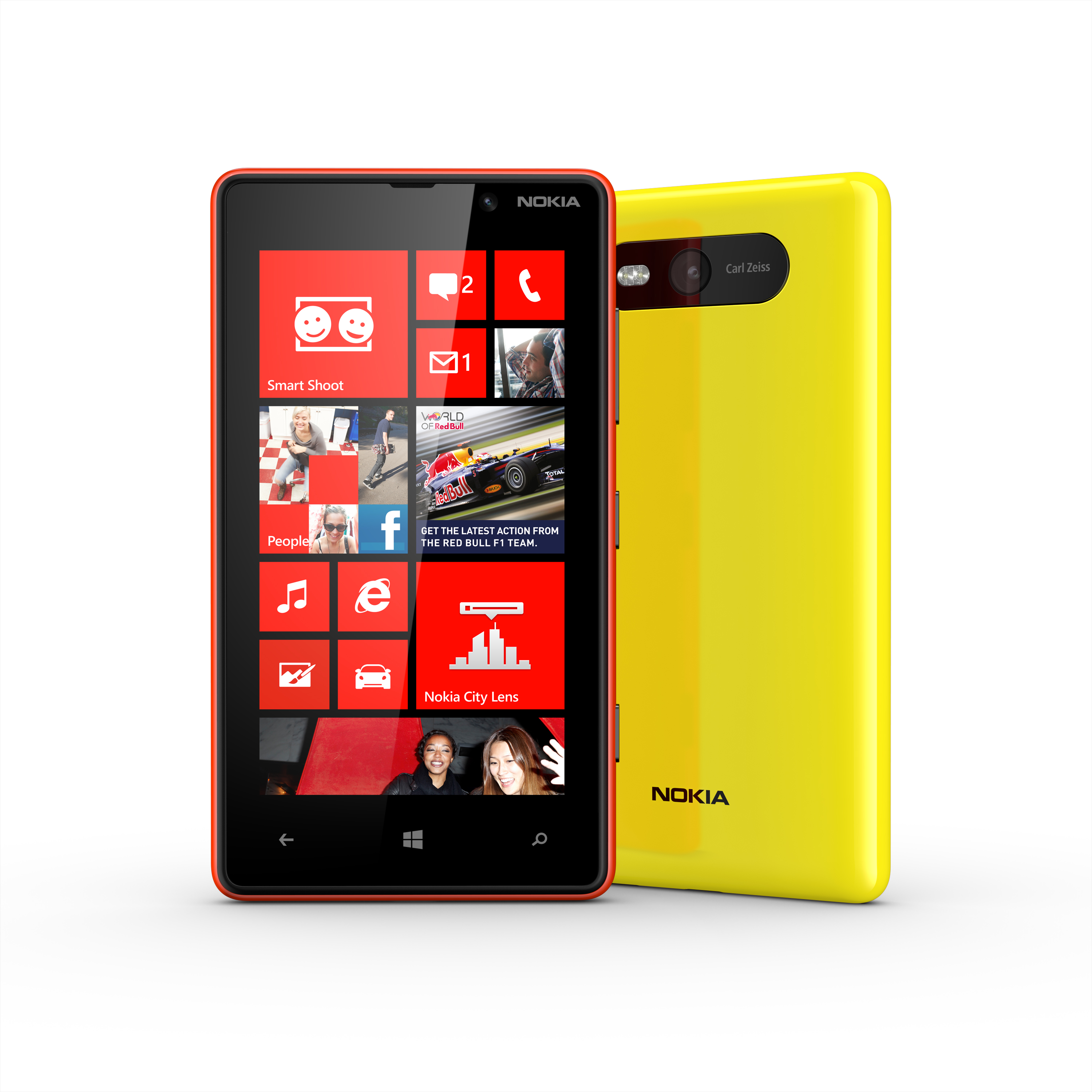 Nokia Lumia 820 вече и в България
