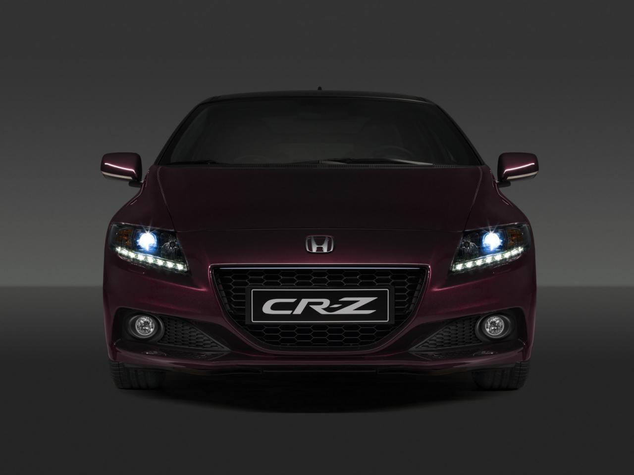 Това е новата Honda CRZ