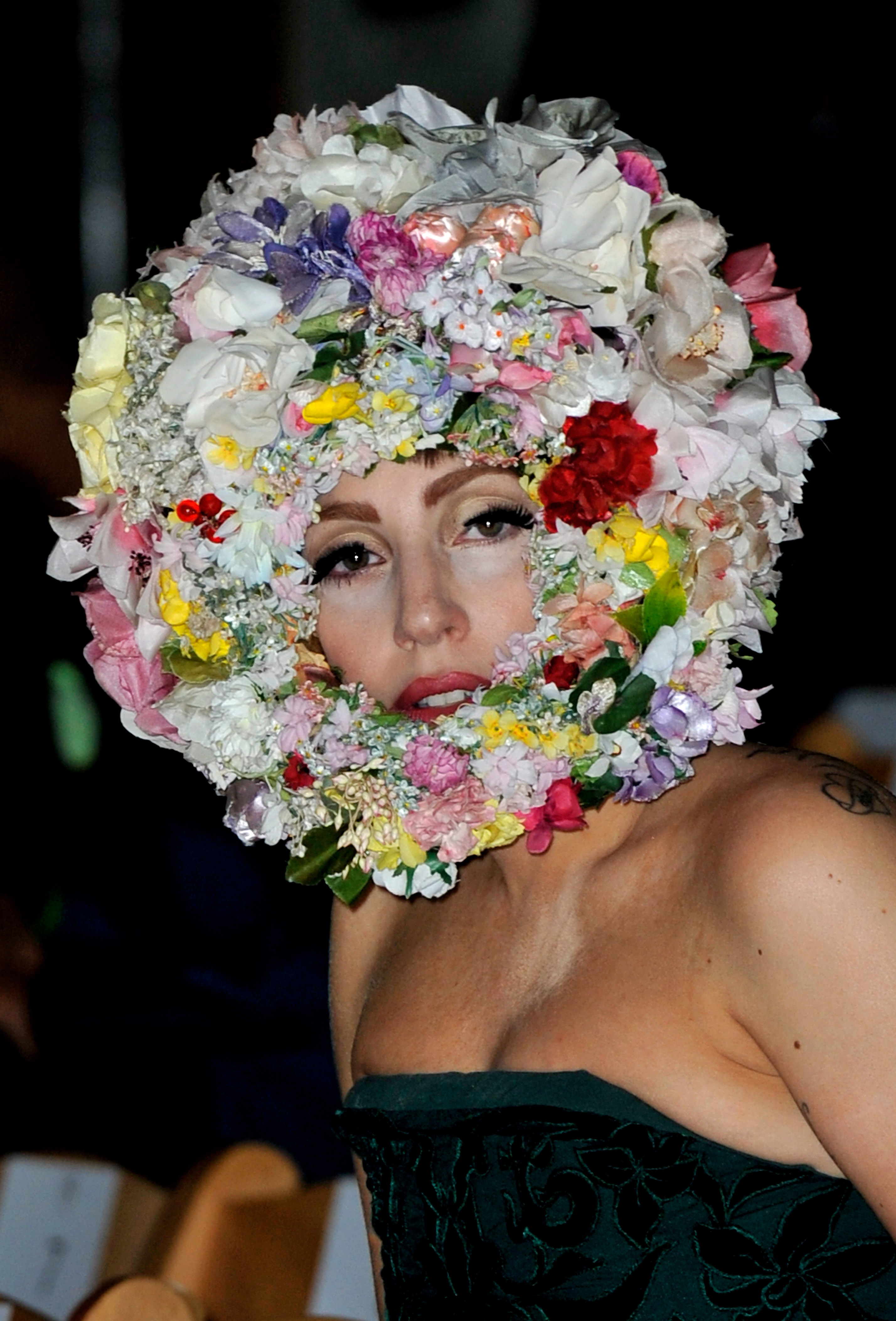 Лейди Гага предизвика фурор на Седмицата на модата в Лондон