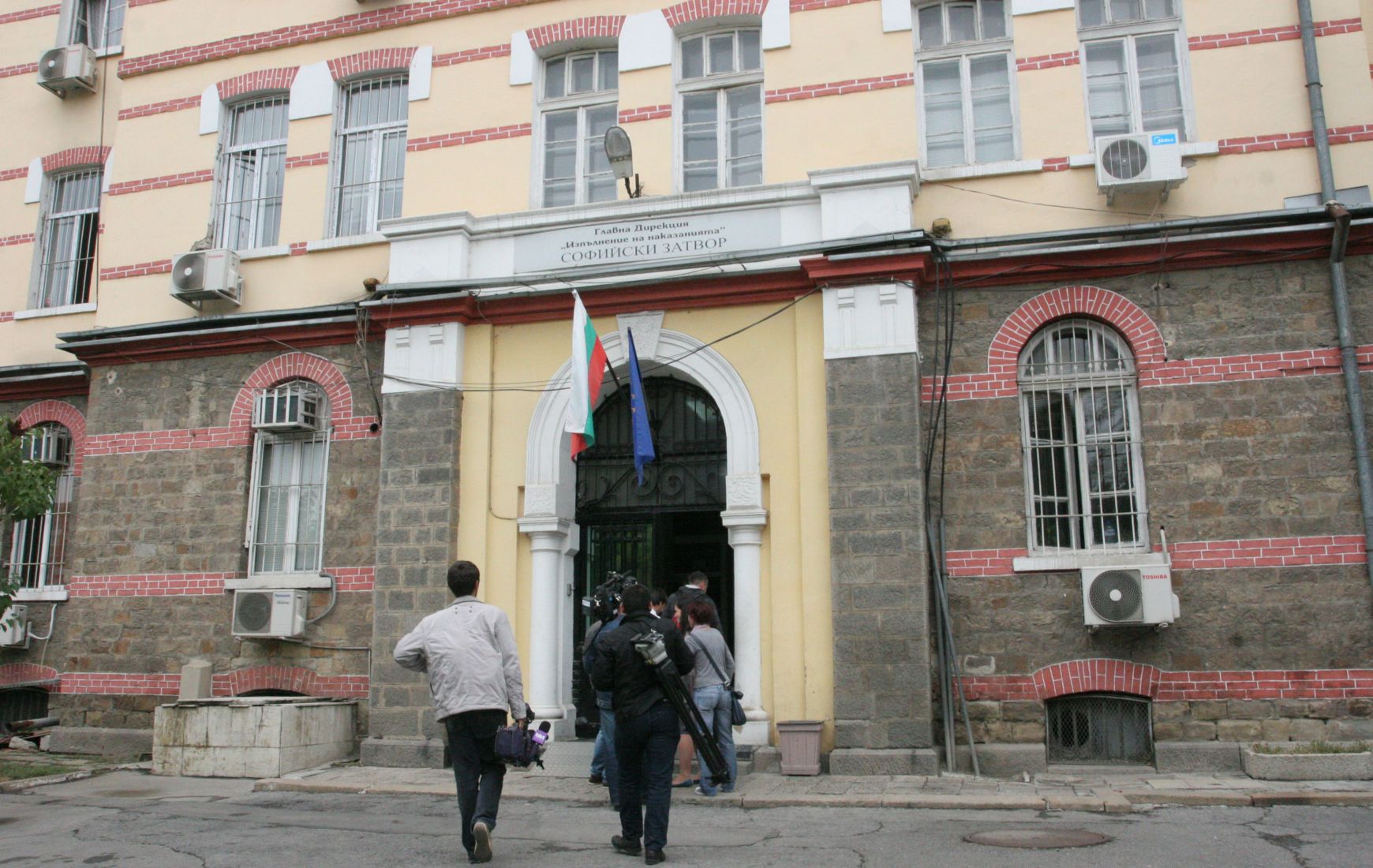 37 чужденци в Софийския затвор обявиха гладна стачка