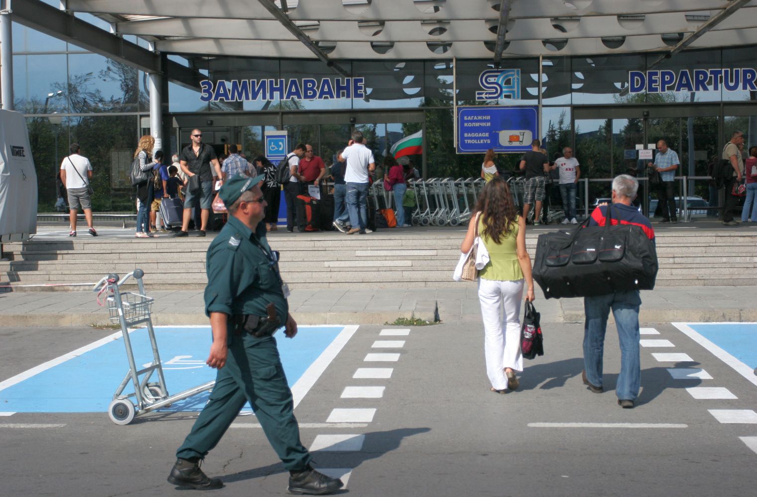 Лятно разписание на Летище София