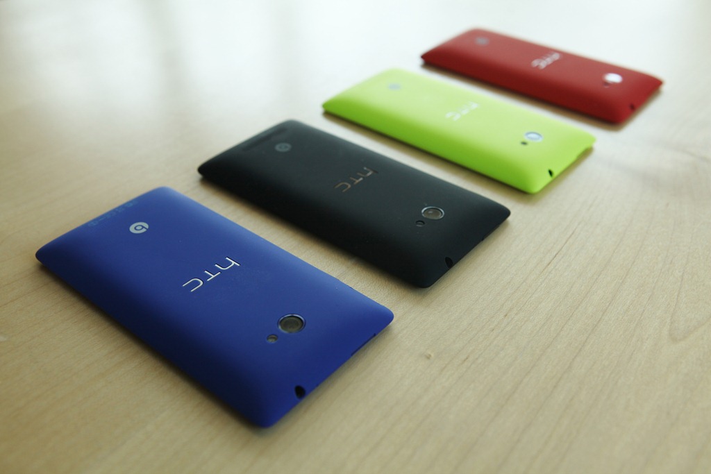 Windows Phone 8X by HTC