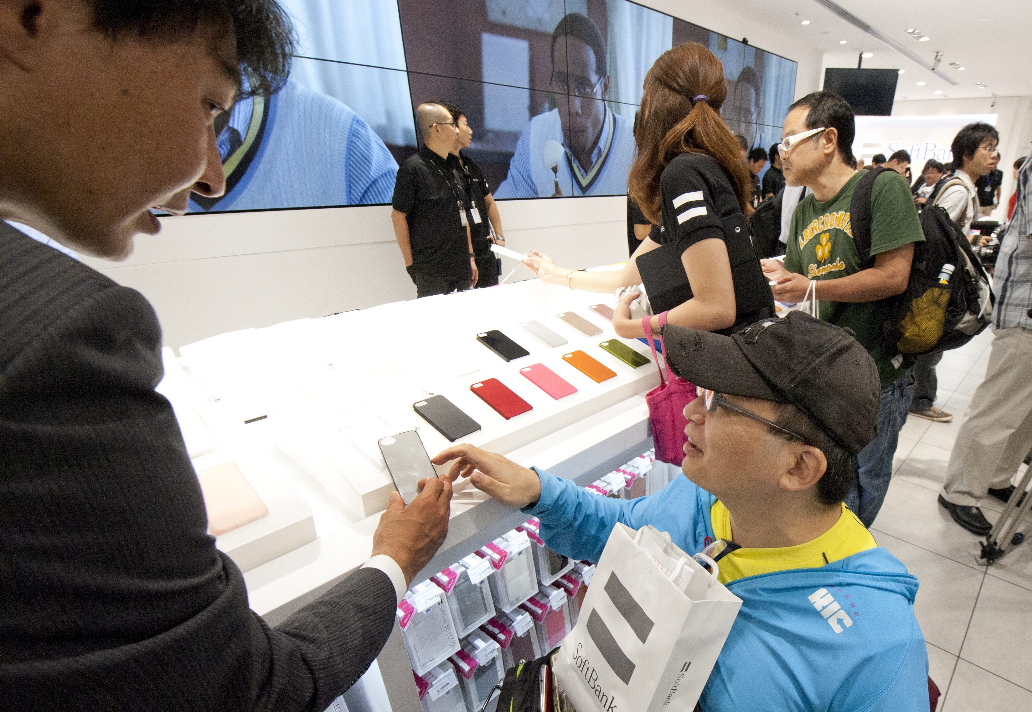 Стартът на iPhone 5 в Япония