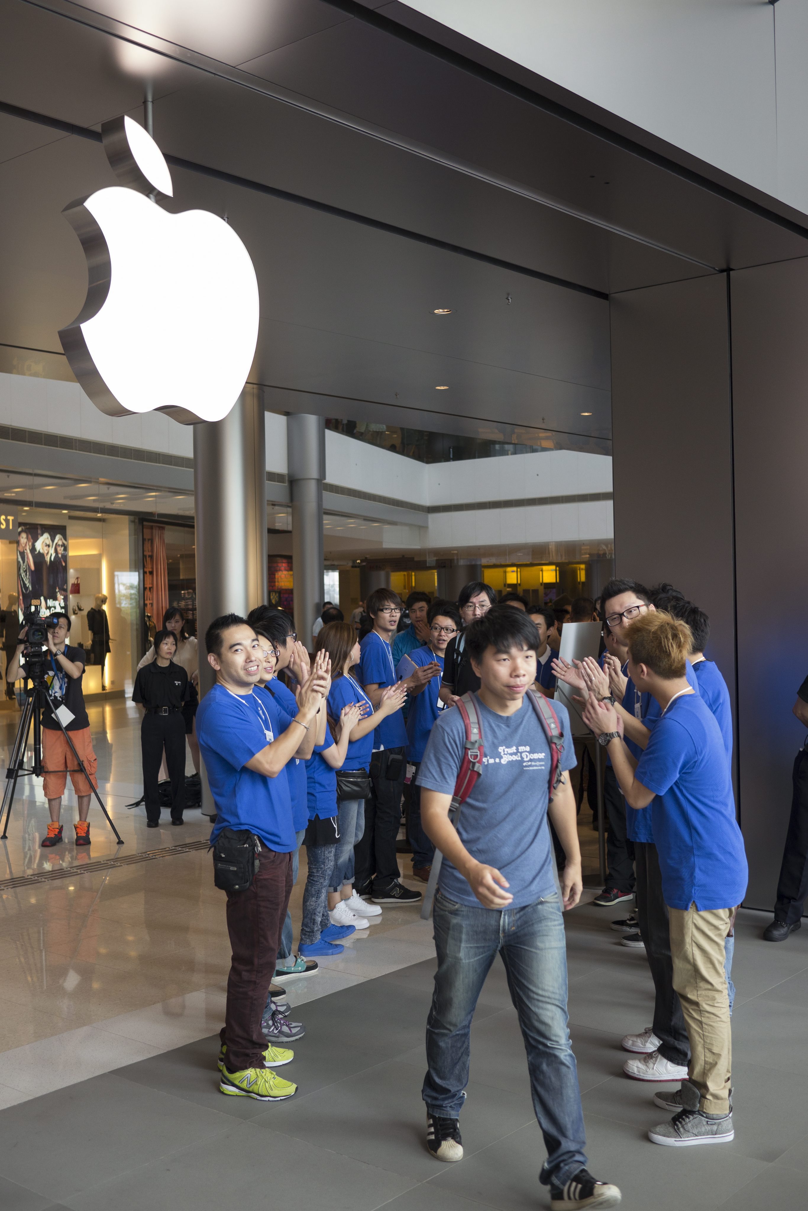 Стартът на iPhone 5 в Хонконг