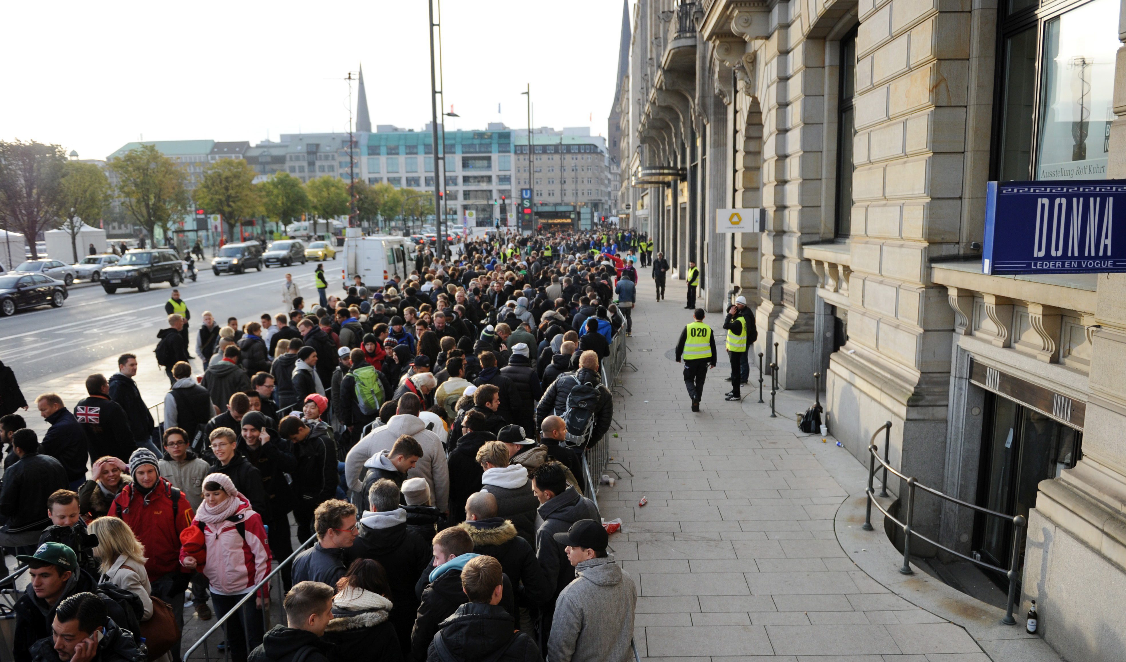 Опашка за iPhone 5 в Германия