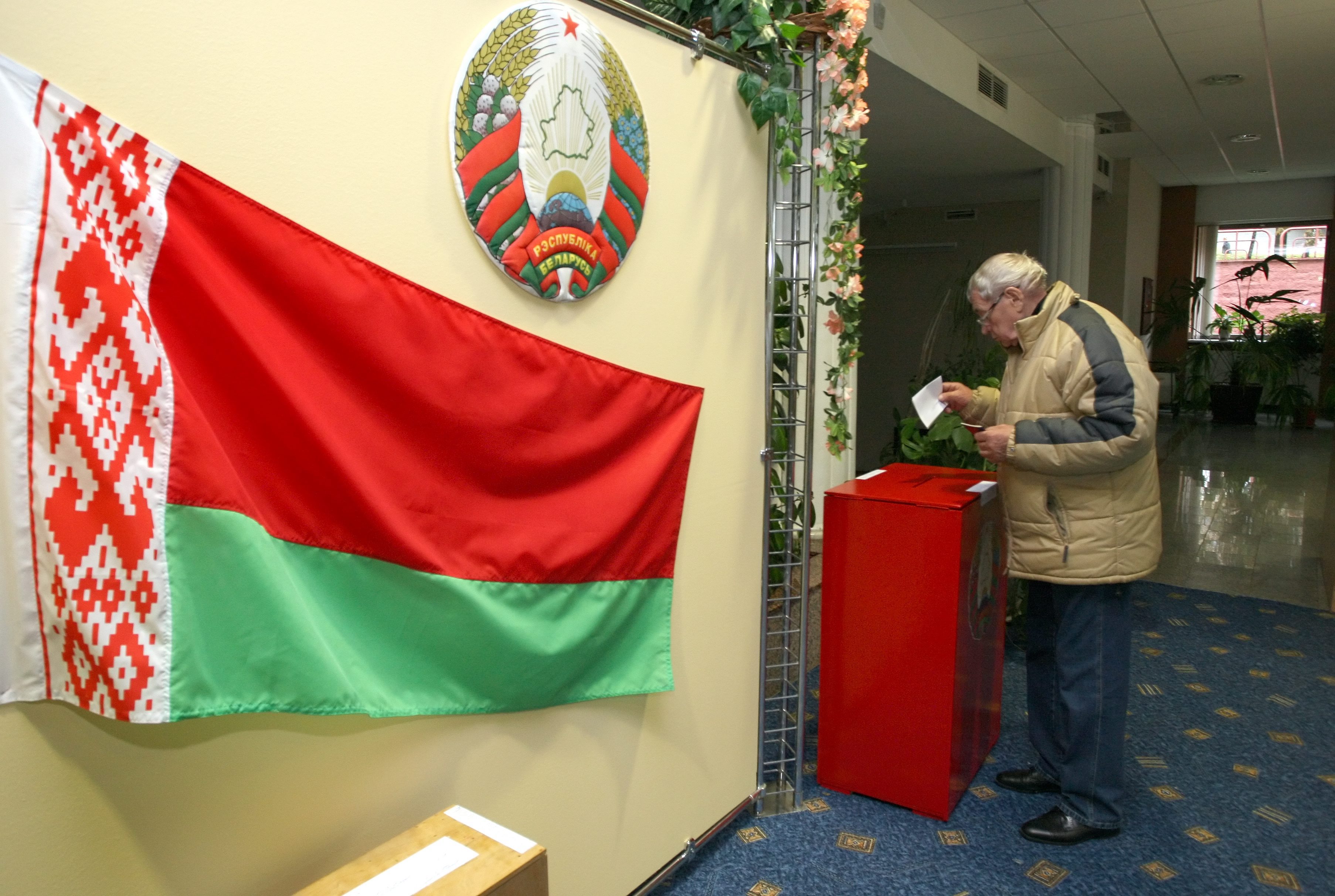 Над 65% гласуваха на изборите в Беларус, въпреки бойкота на опозицията