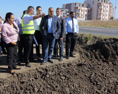 Стартът на разширението на пътя Бургас-Поморие през 2012 г. (сн. Архив)