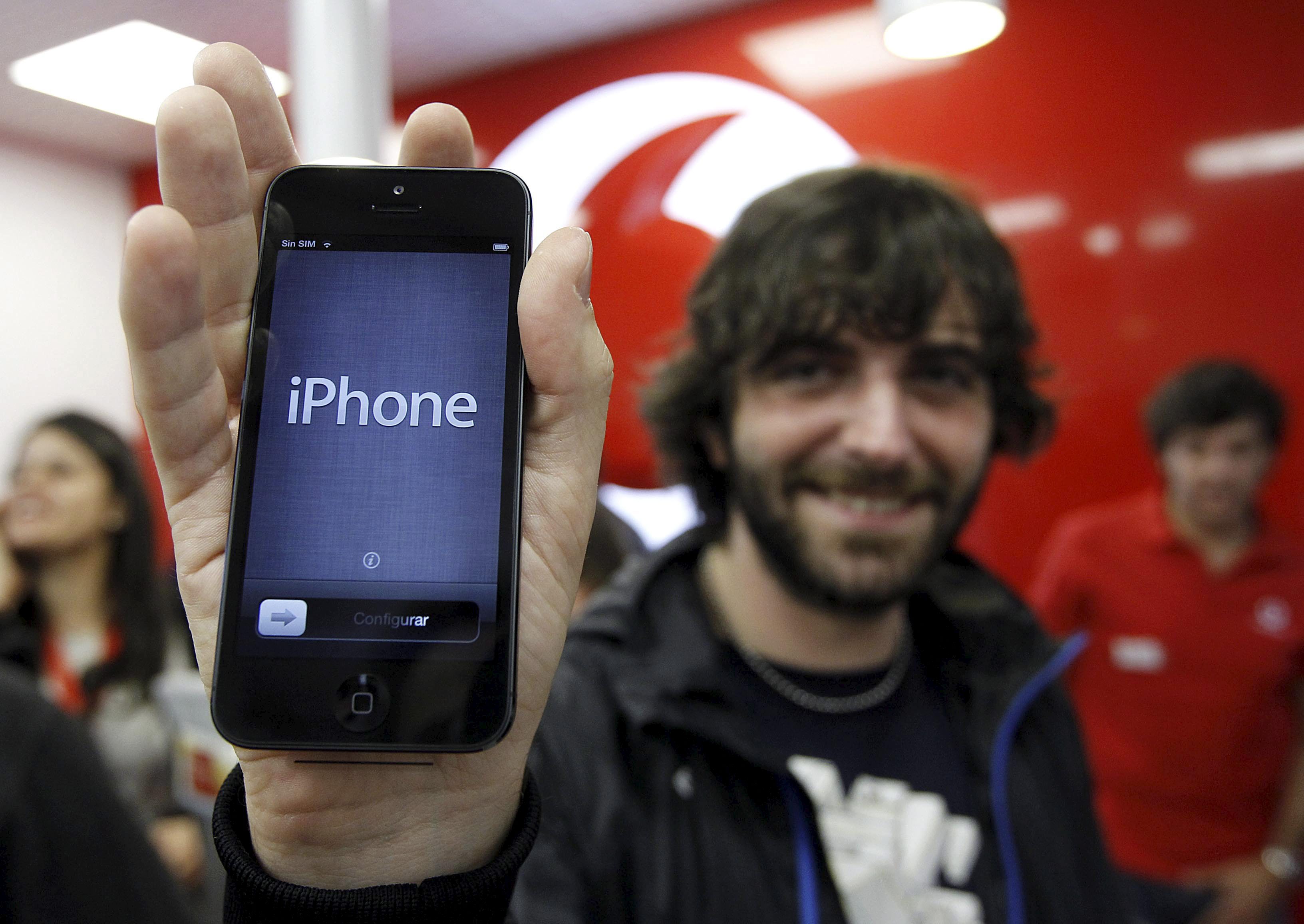 iPhone 5 излиза в още 22 страни