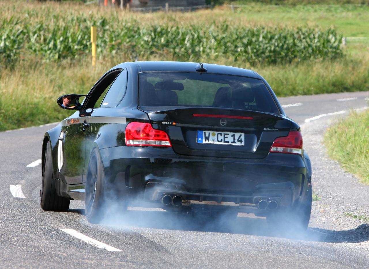 Manhart даде 465 к.с. на BMW 1M Coupe