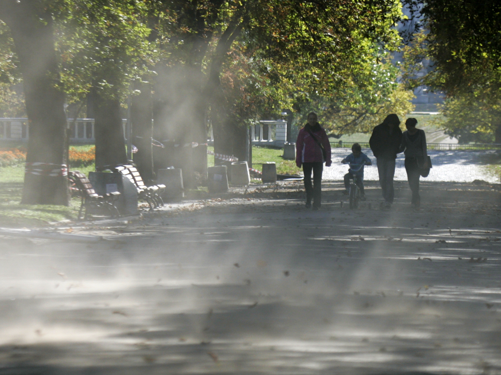 Половината българи дишат замърсен с прах въздух