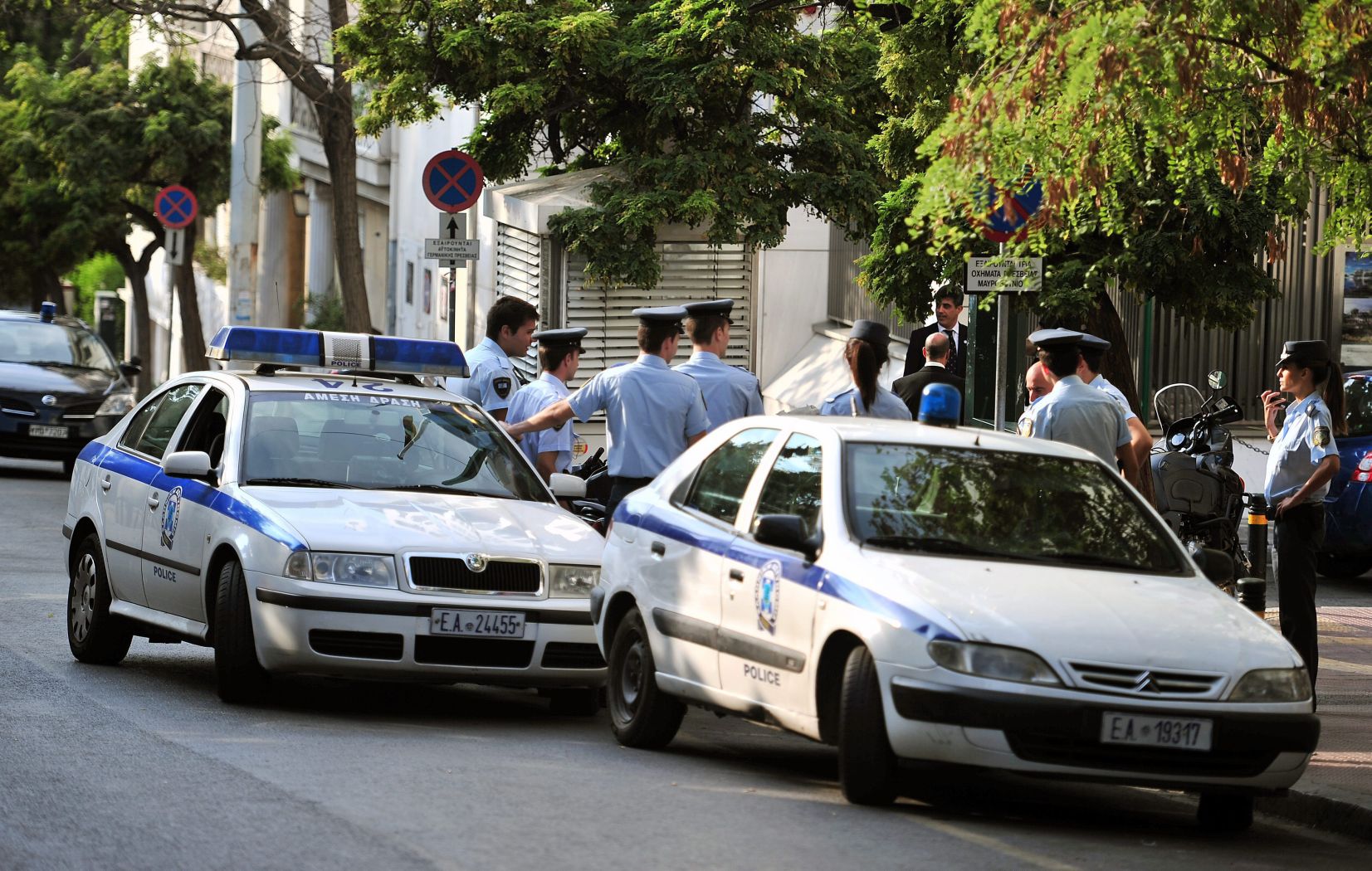 Гръцката полиция задържала българите при рутинна проверка на пътя (снимка архив)