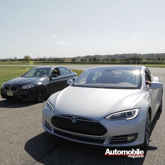 Tesla Model S бие новото BMW M5 на драг (видео)