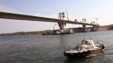 Едва 150 българи пътували с корабите ”Дунав турс”