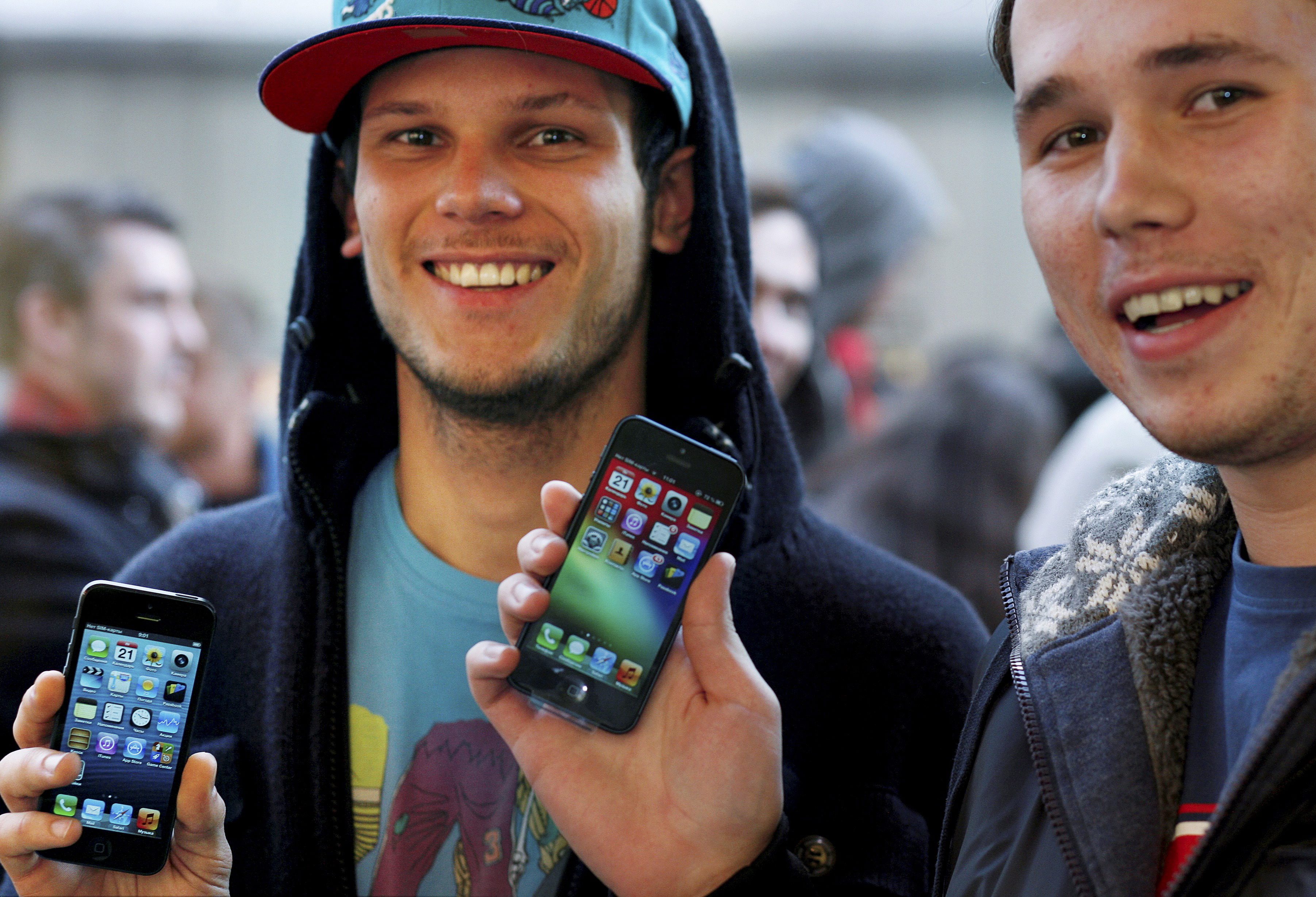 iPhone 5 има затруднения с доставките