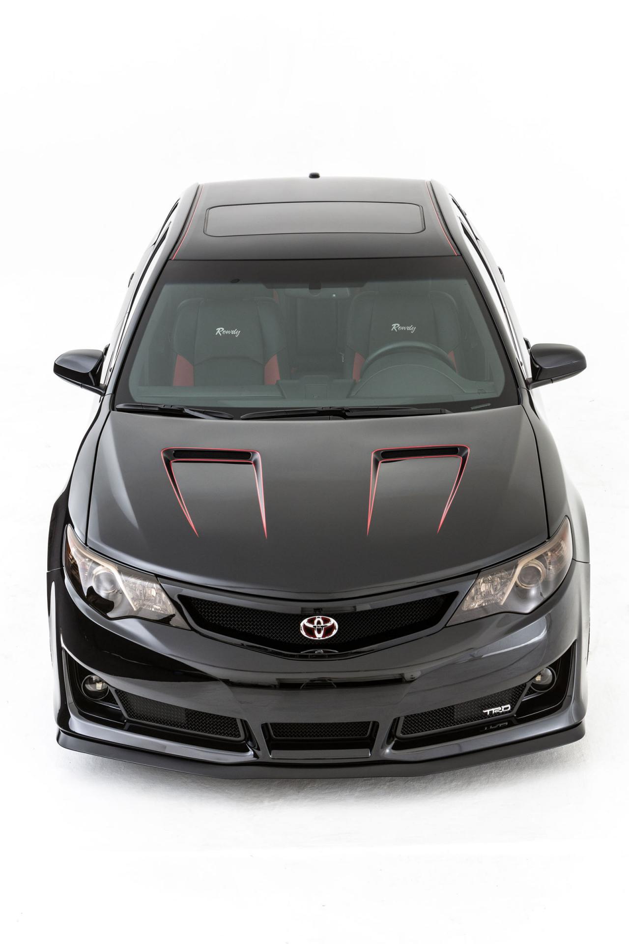 Уникална Toyota Camry ще видим на SEMA