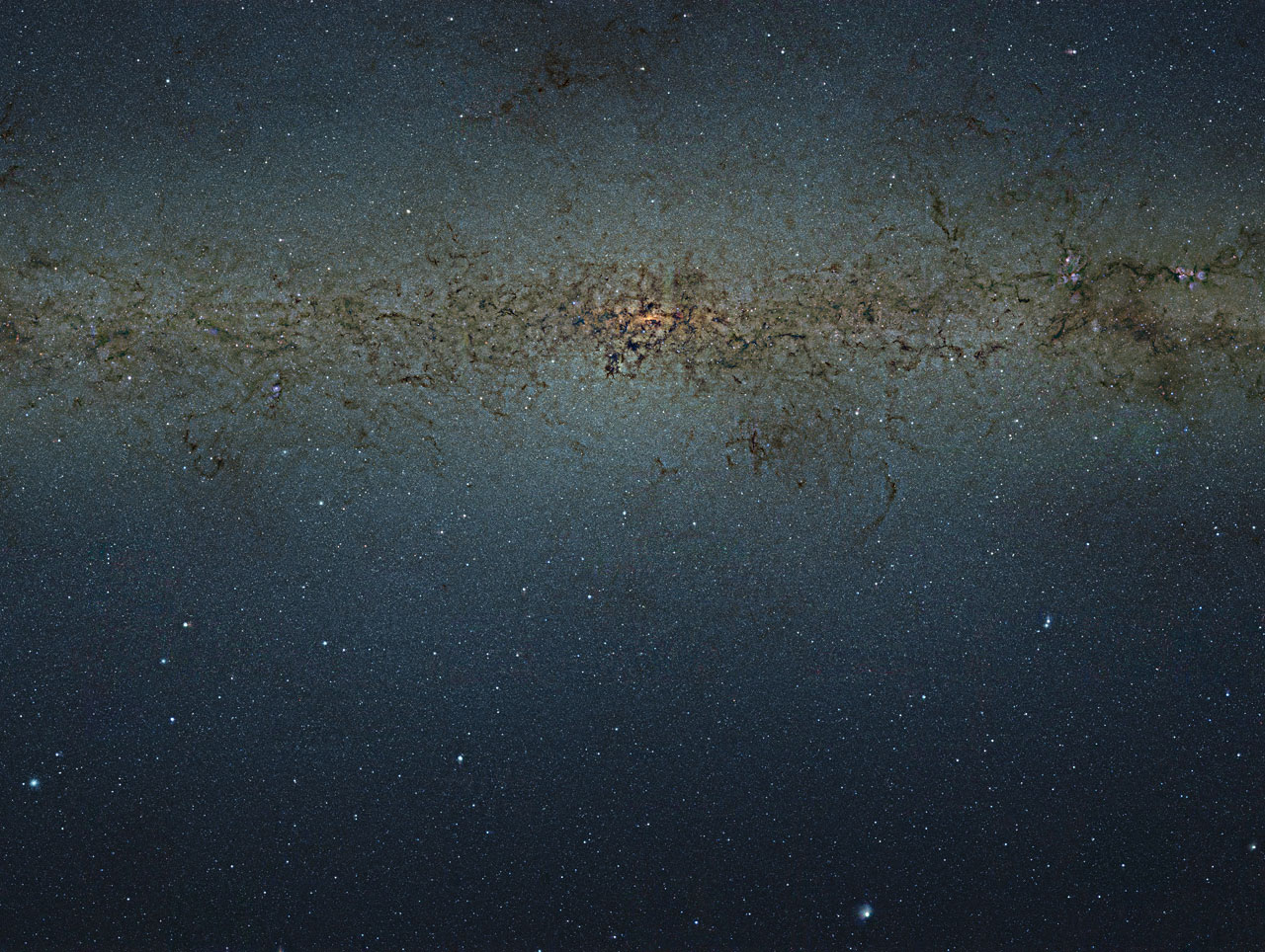 9-гигапикселова снимка показва 84 млн. звезди