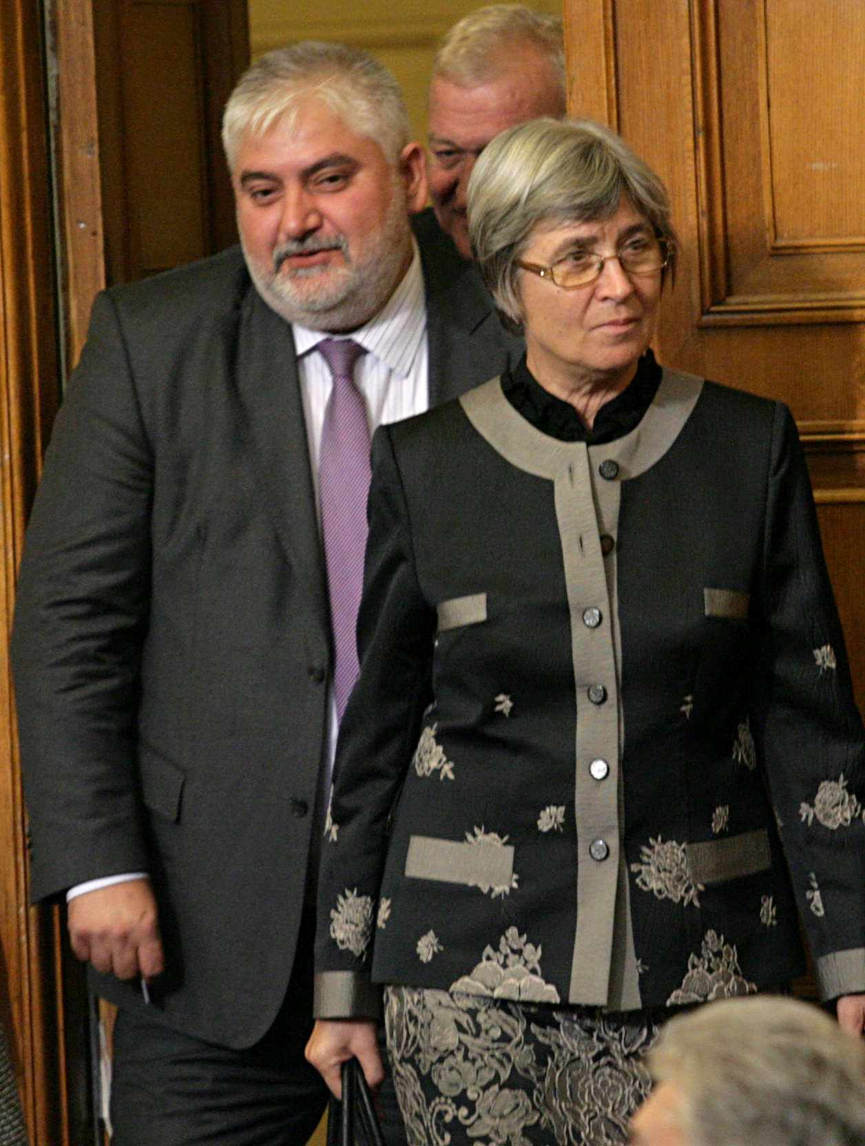 Анастасов бе издигнат от управляващите, а Марковска - предложена от независими депутати