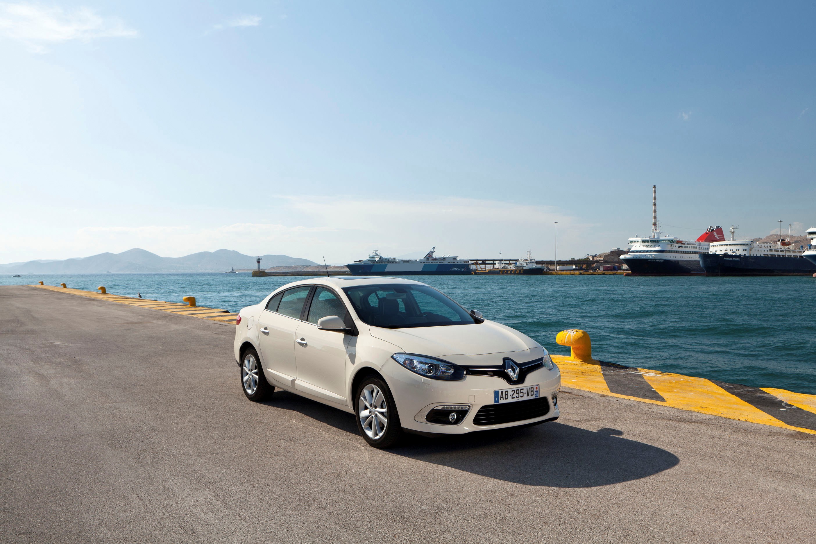 Renault разкри фейслифта на Fluence