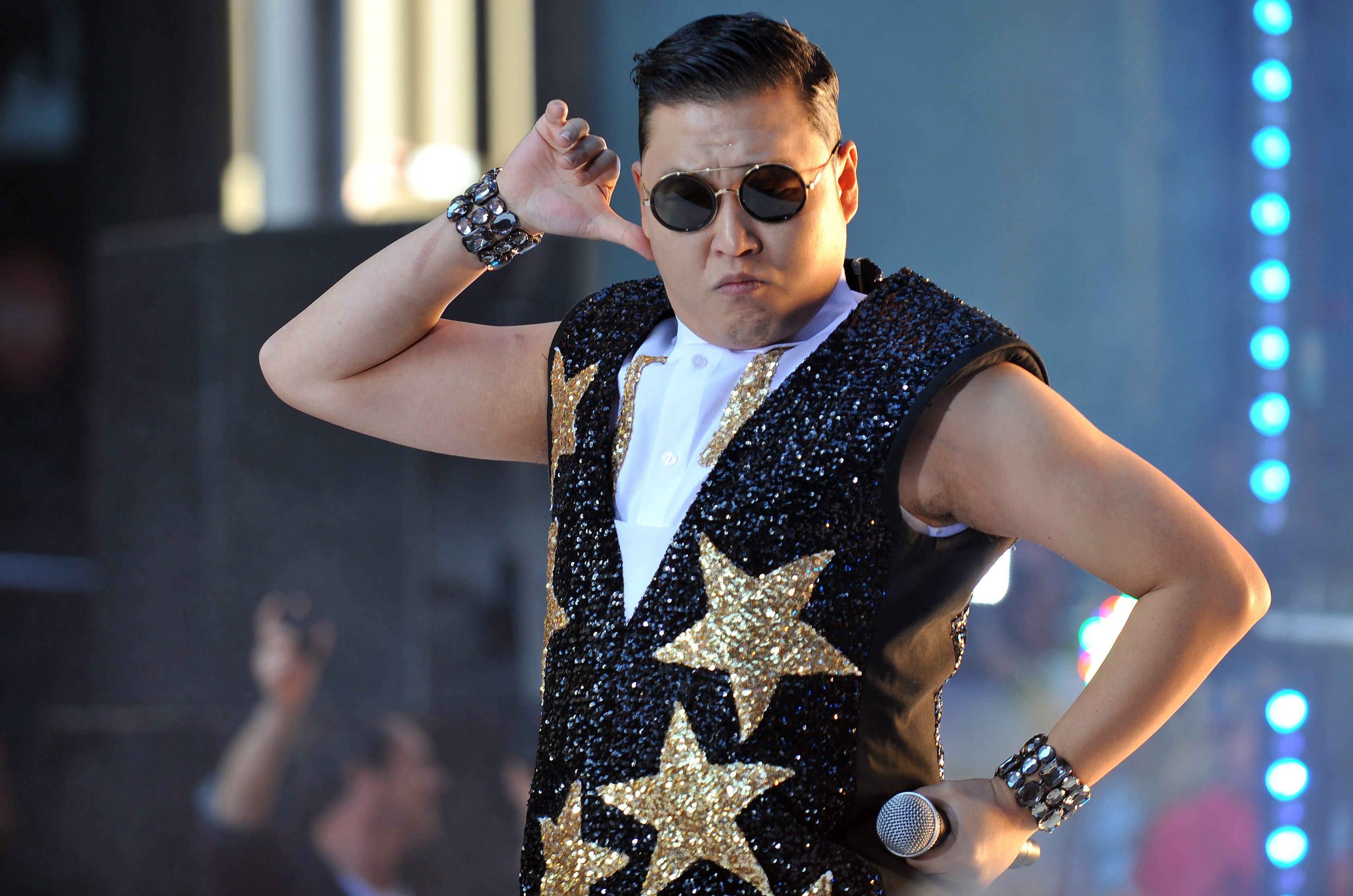 Корейската звезда Psy