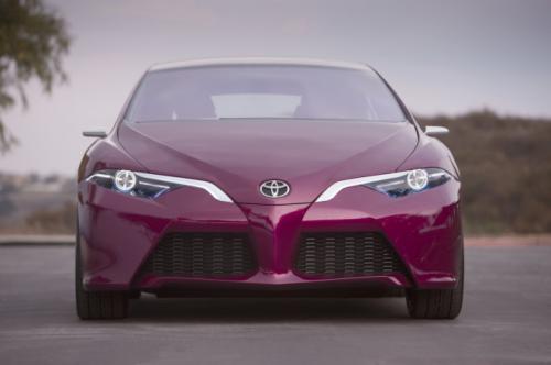 Toyota готви напълно различен Prius