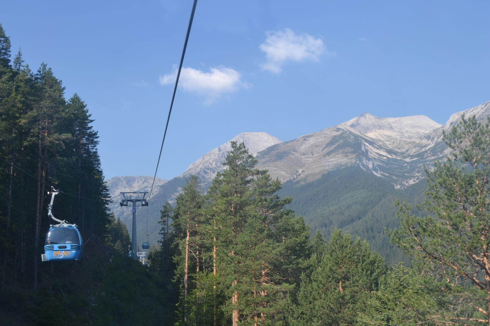 Мобилно приложение за туристите в Пирин