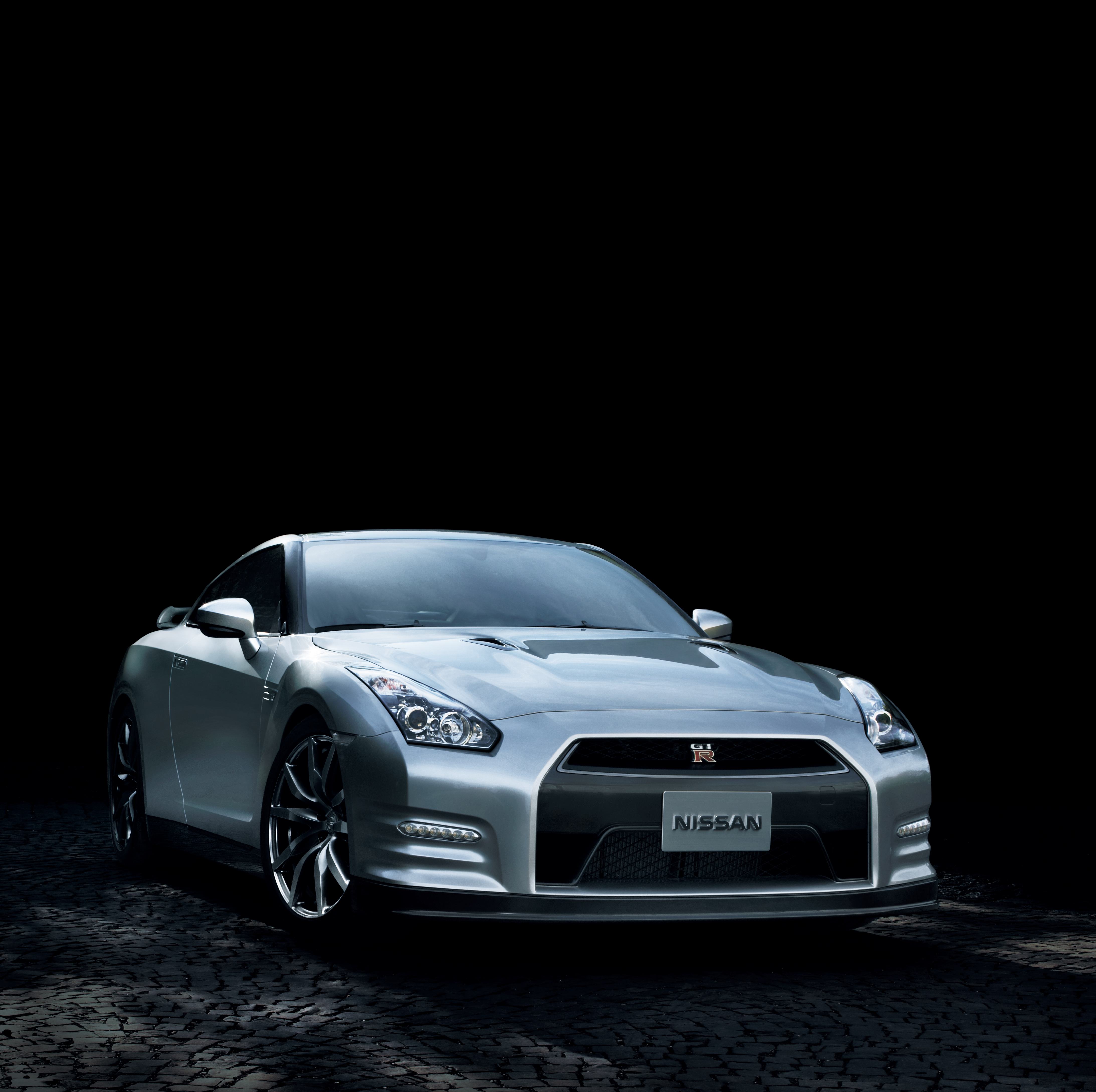 Новият Nissan GT-R е още по-динамичен