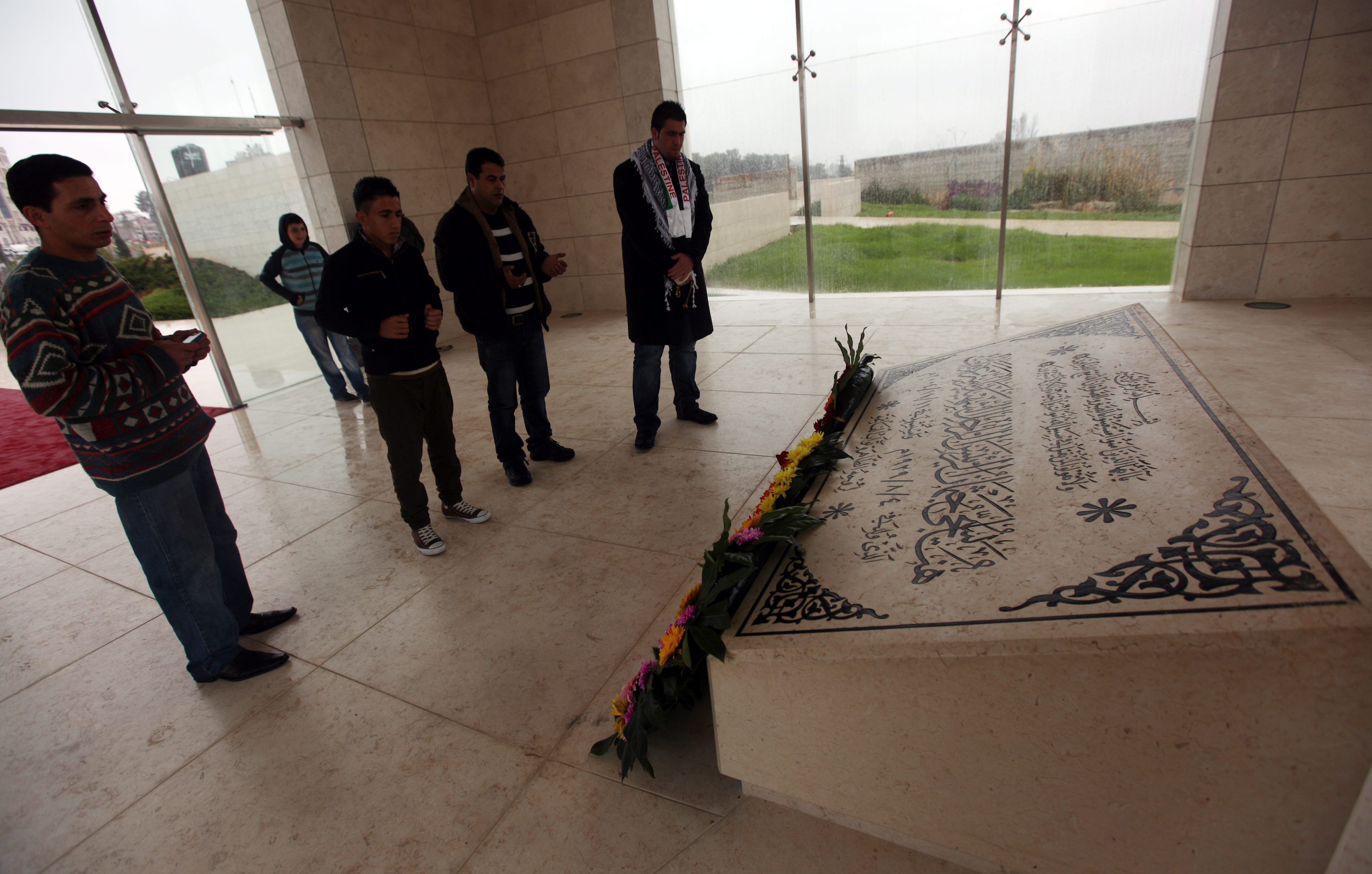 Гробът на Ясер Арафат в Рамала