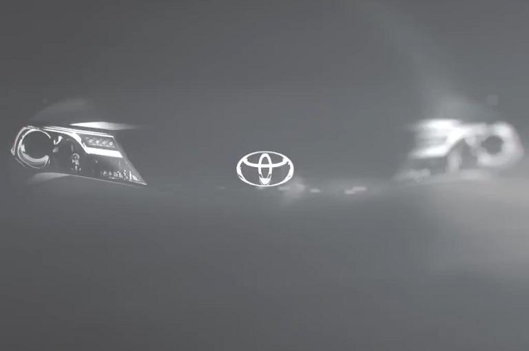 Toyota пусна тийзър на новия RAV4 (видео)