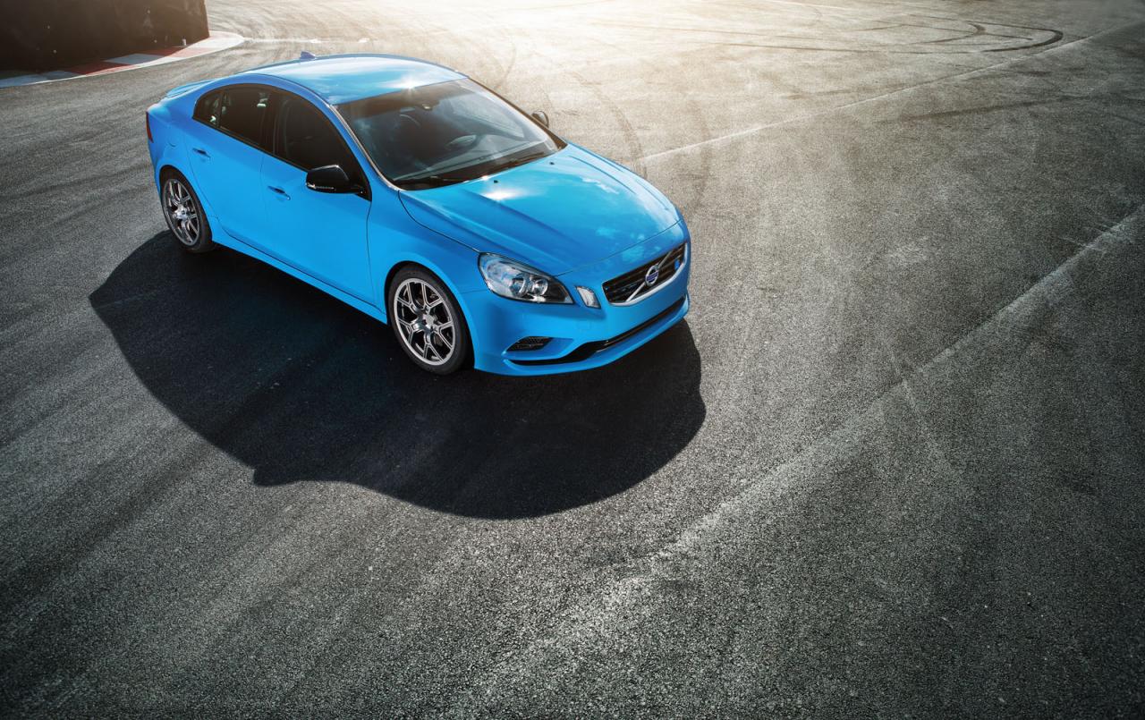 Volvo S60 Polestar ще дебютира в Лос Анджелис