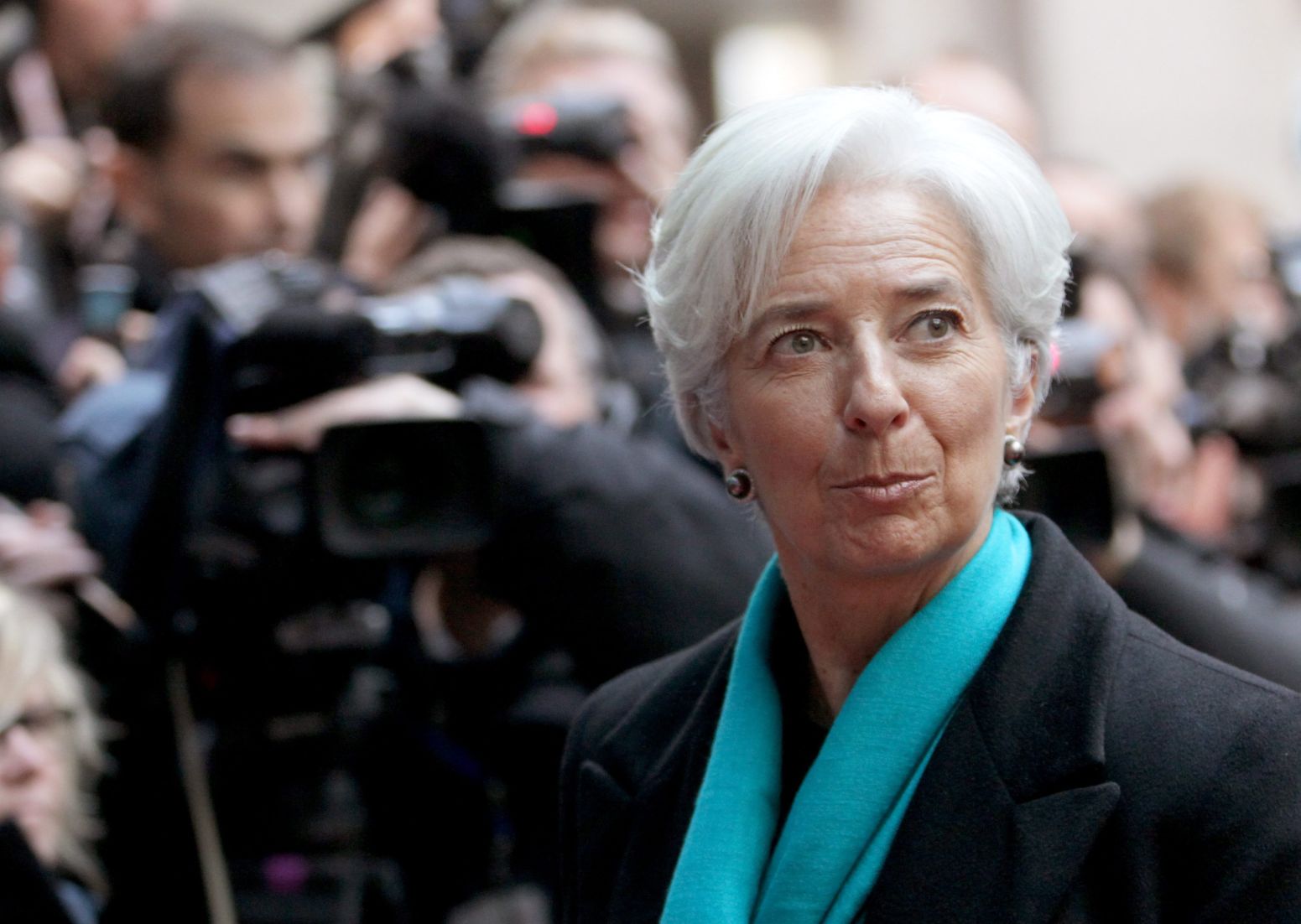 МВФ понижи прогнозата си за растежа на Гърция от 2,5 на 0 процента през 2015 г.