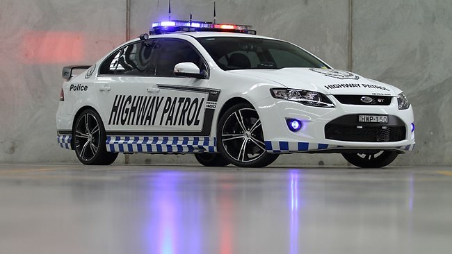 Патрулка с 536 к.с. ще гони бандитите в Австралия
