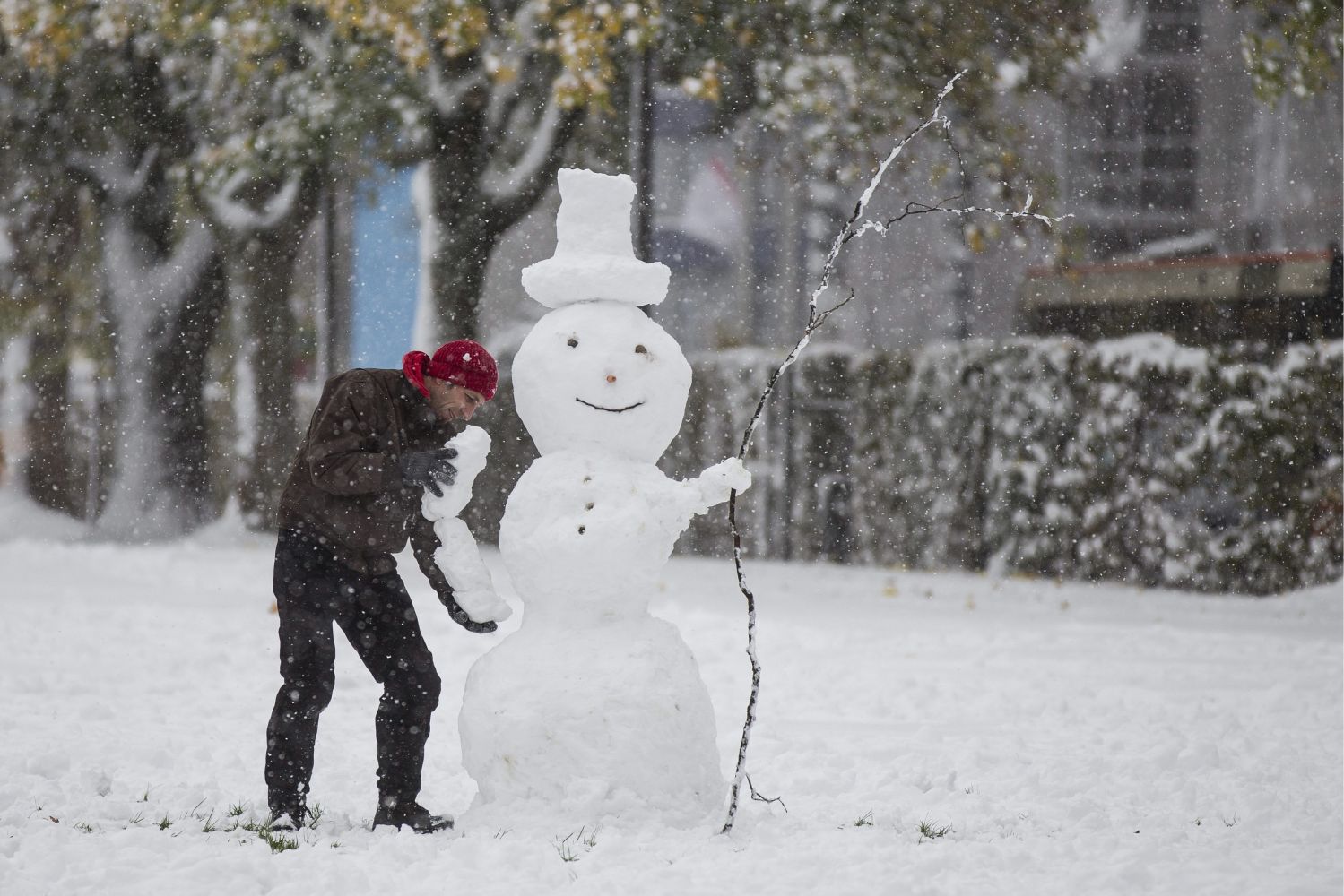 Зимата започва без силни студове