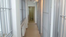 Бизнесмен в ареста, предложил пари на полицаи