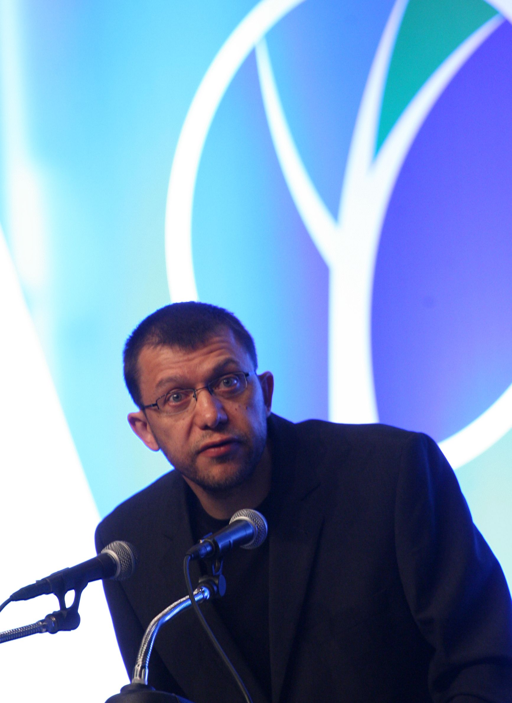 Йонко Грозев е известен адвокат по правозащитни дела