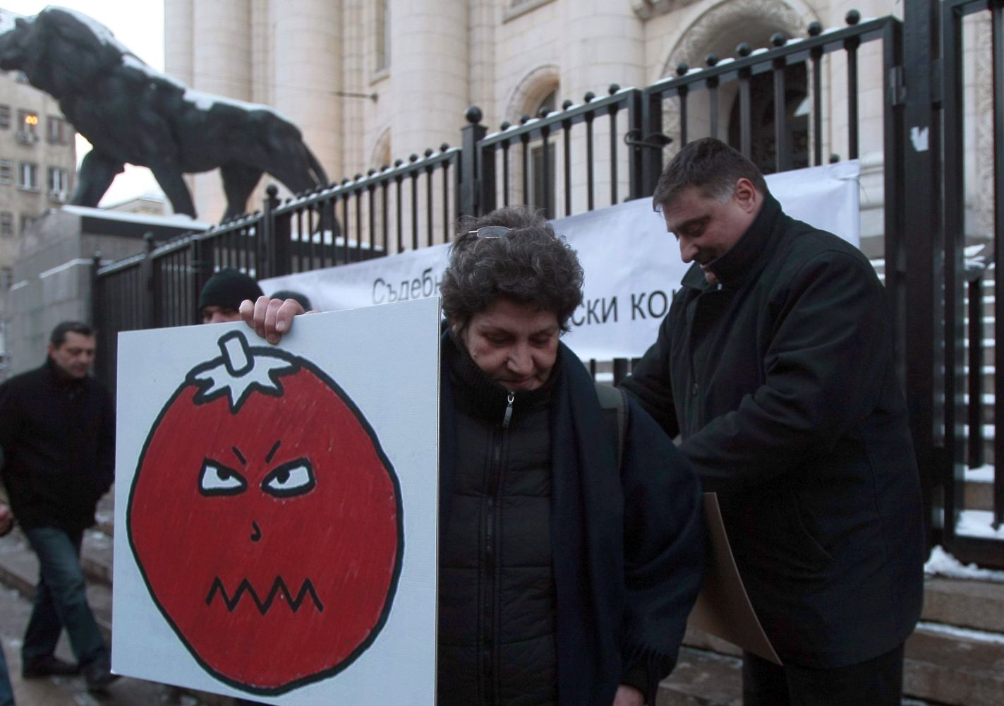 Българите се плашат повече от немотията, отколкото от края на света
