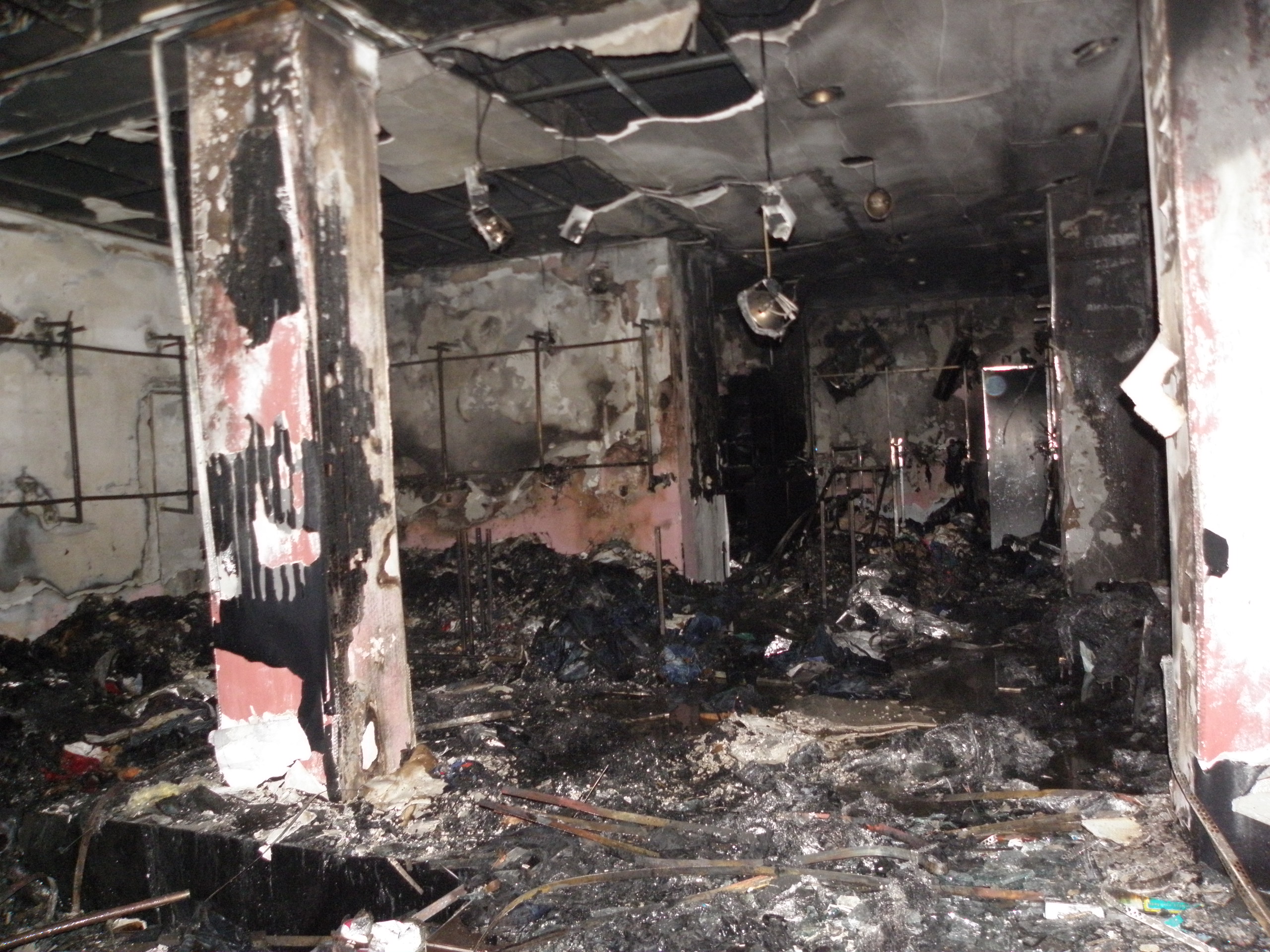 Умишлен палеж унищожи бутик в центъра на Благоевград