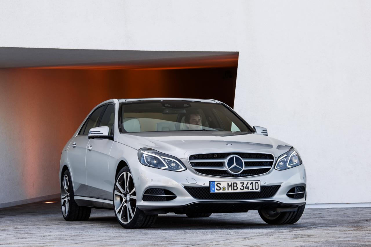 Mercedes представи фейслифта на E-Class