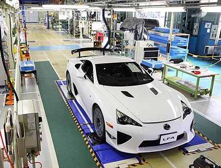 Приключи производството на Lexus LFA