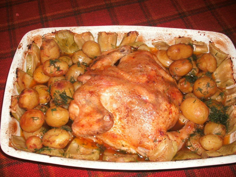 Пиле с картофи и тиквички