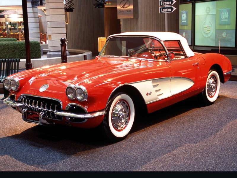 Chevrolet Corvette навършва 60 години