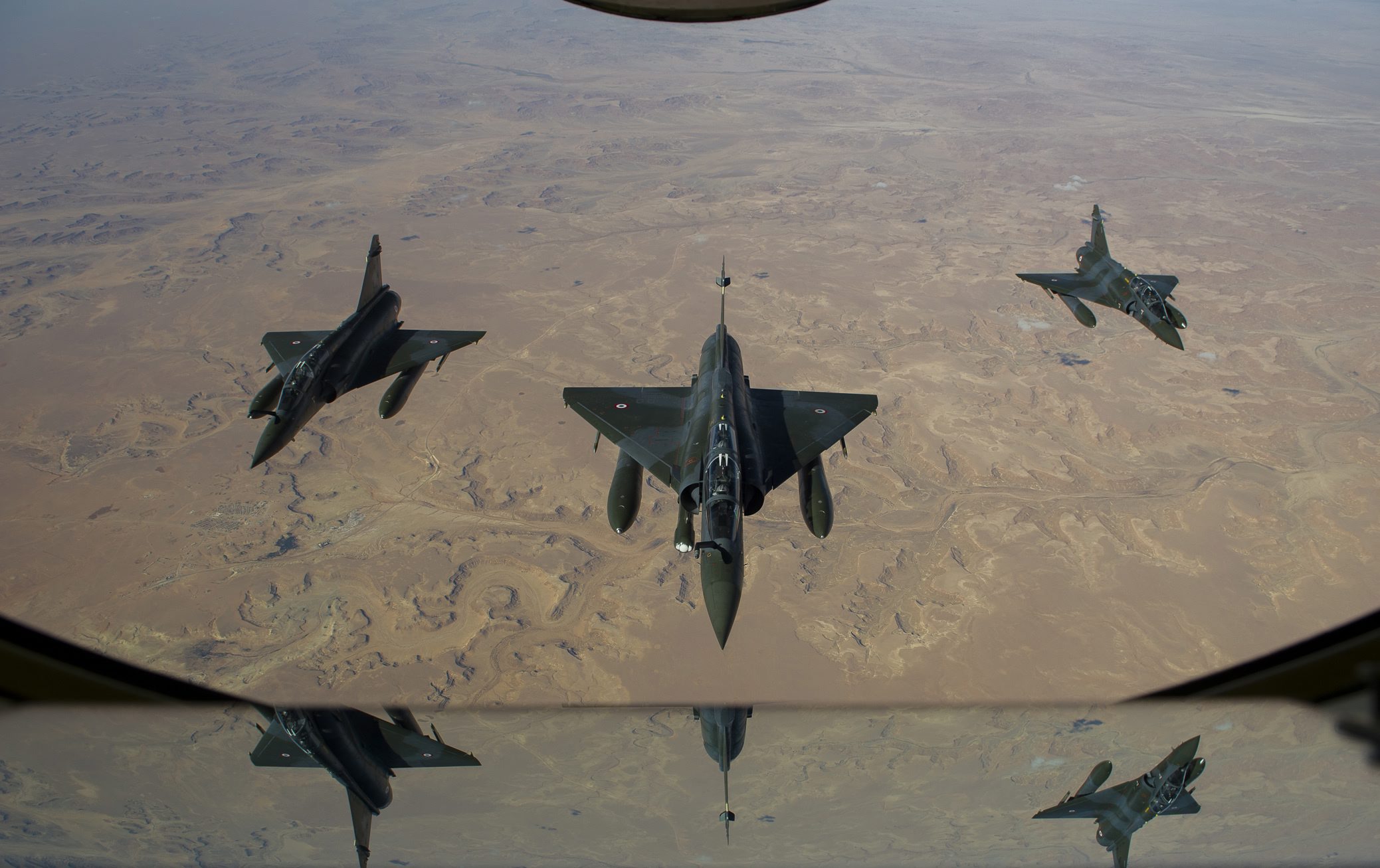 Въздушните удари на американската авиация нанасят големи щети на ИД