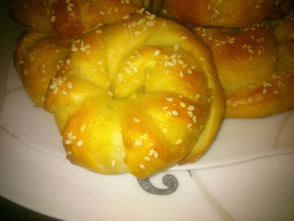 Кифлички с кайма