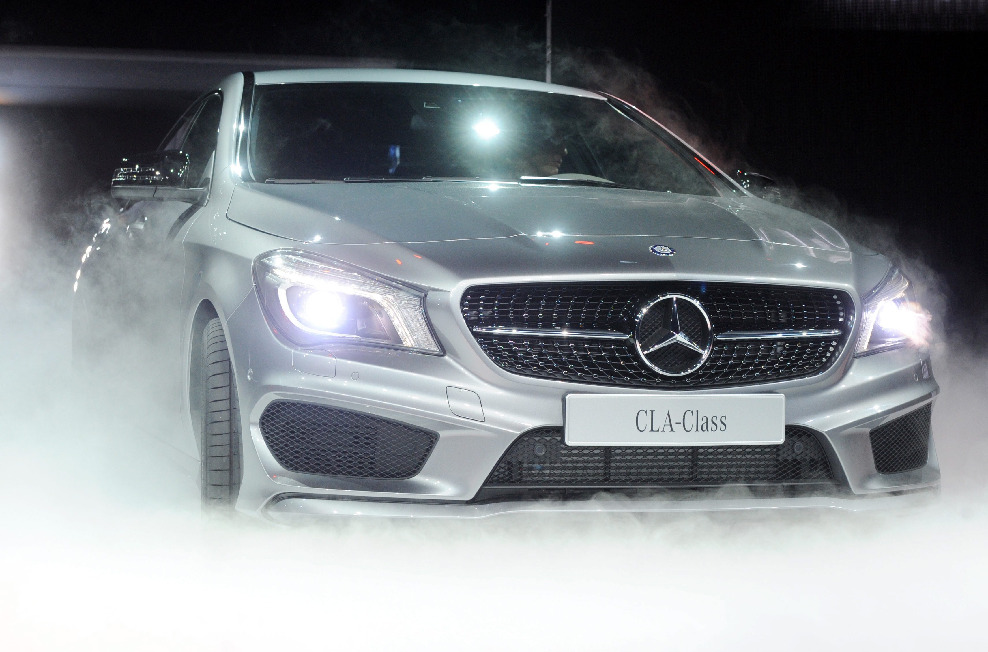 Mercedes CLA - урок по аеродинамика