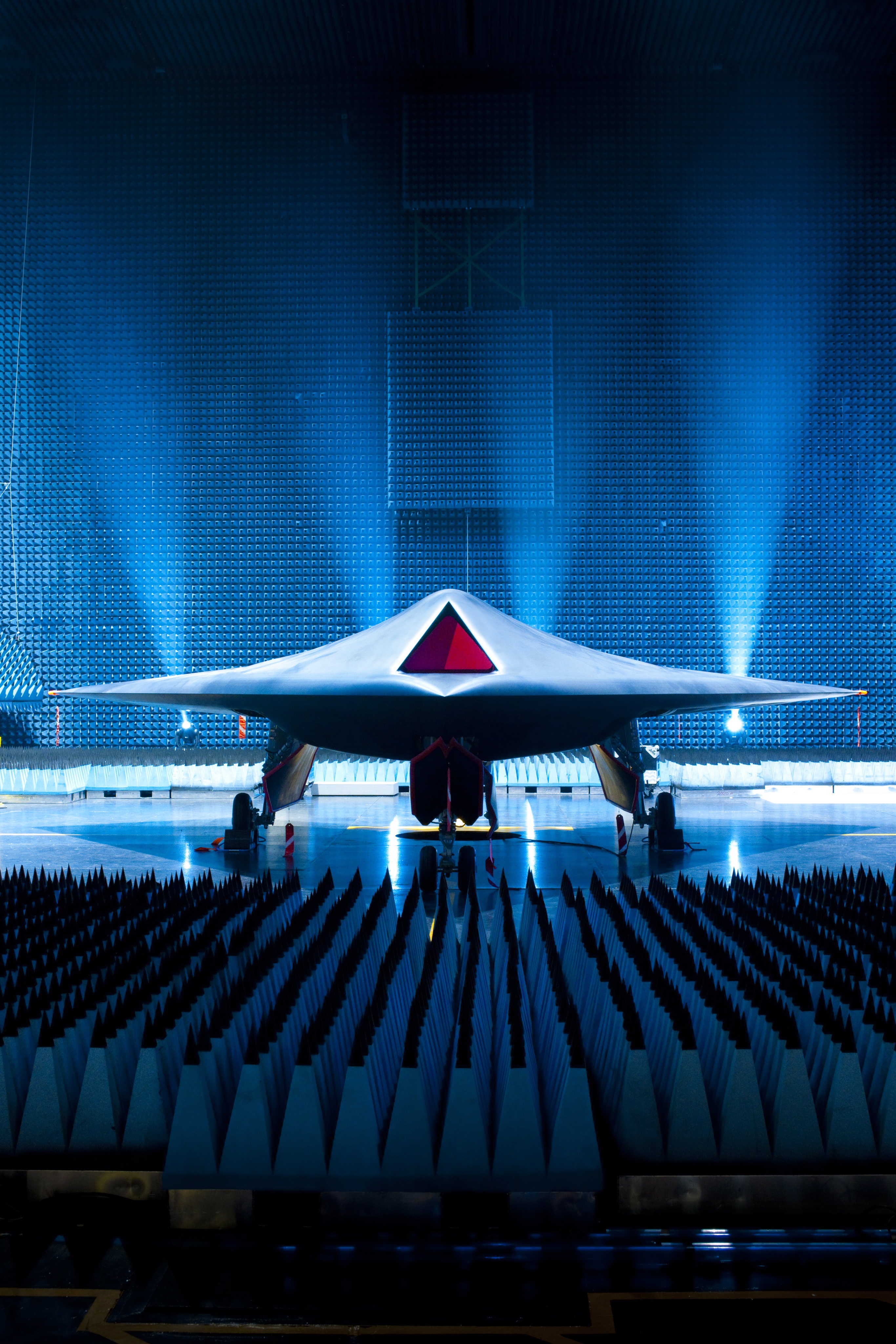 Великобритания създаде ”Гръмовержец” - свръхзвуков междуконтинентален безпилотен самолет