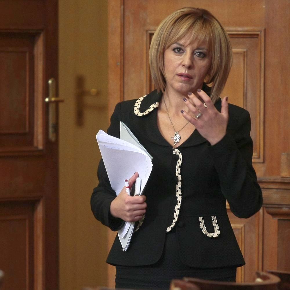 Мая Манолова оглави Изборната комисия