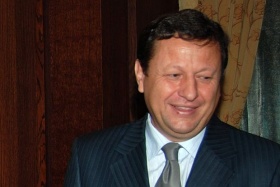 Цените на едро на телефонните разговори ще паднат още в средата на годината