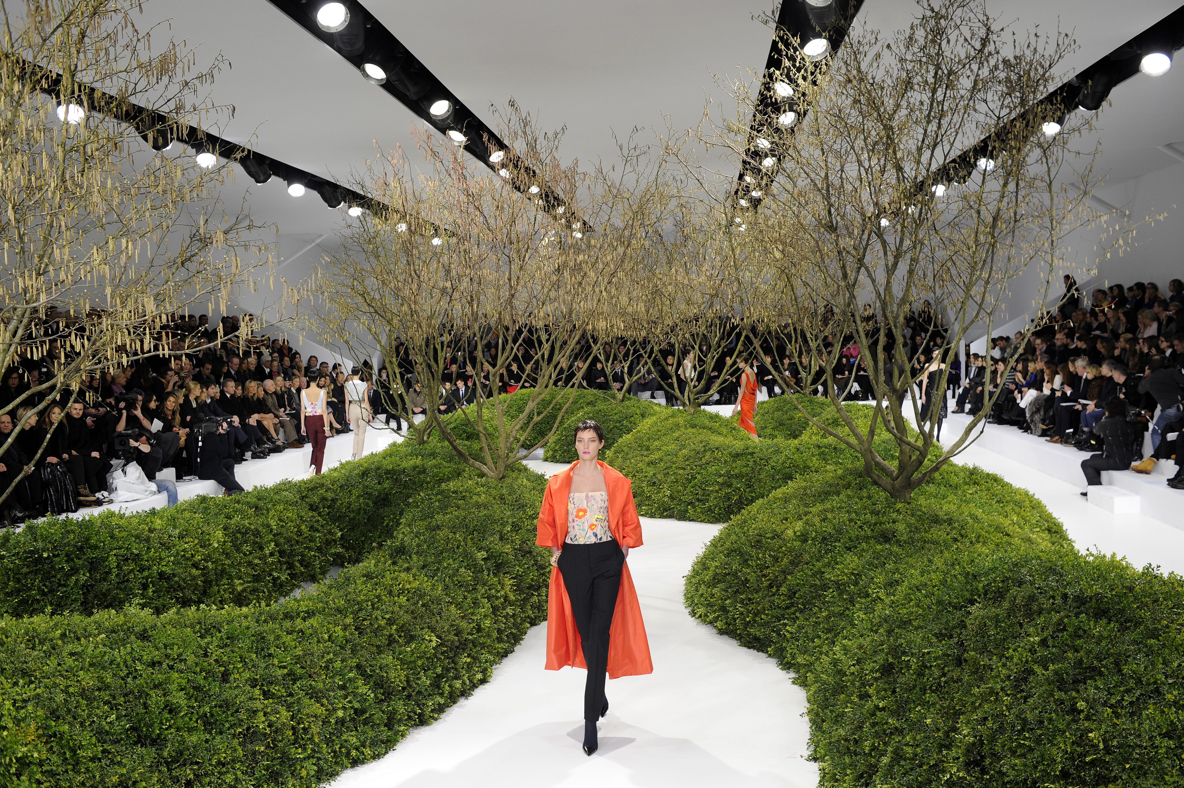 Dior висша мода за жени пролет/лято 2013