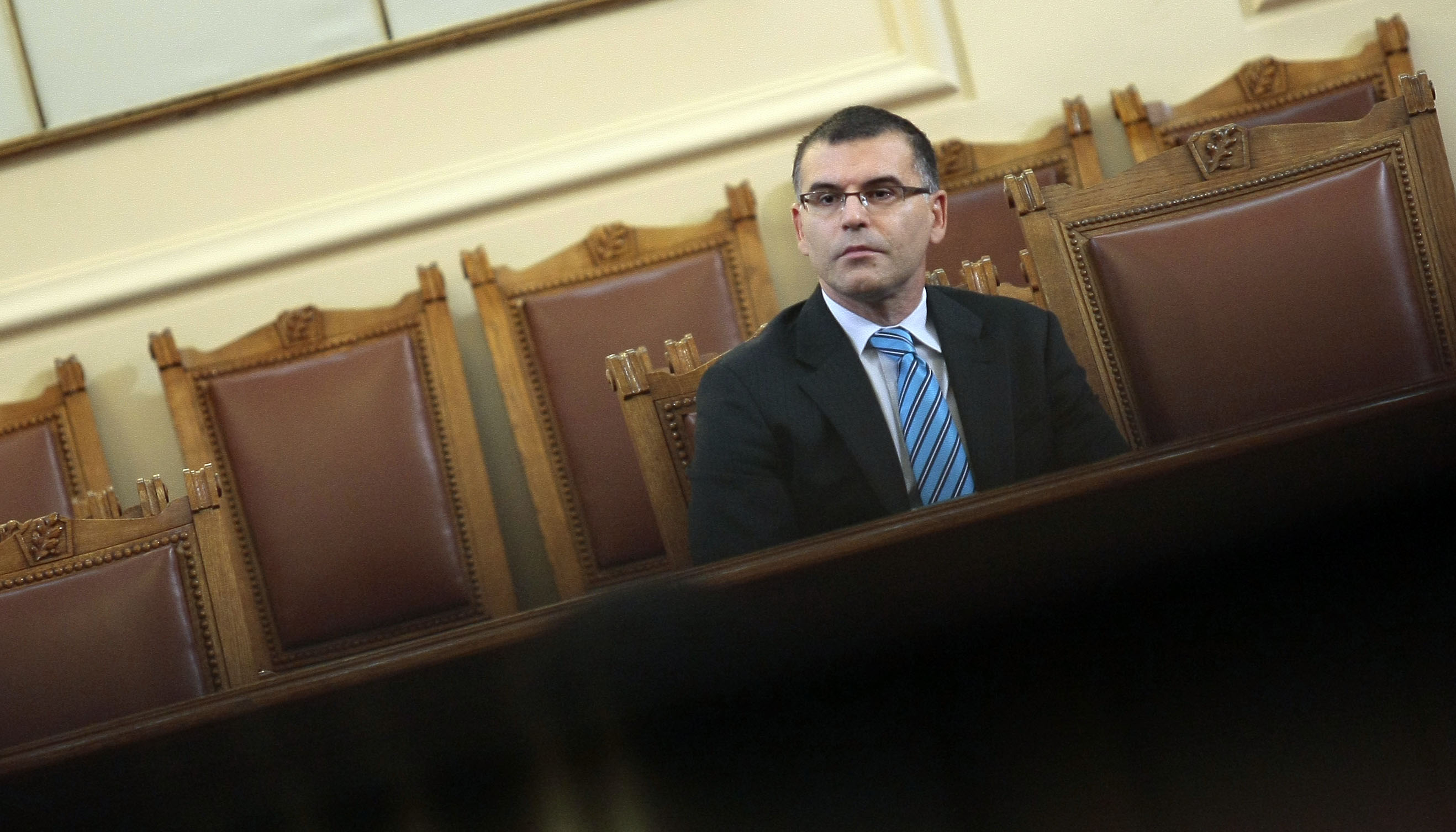 През 2010-а Симеон Дянков е преразпределил 1,8 млрд. лева от гласувания от депутатите бюджет
